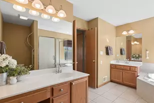 1205 Pennsylvania Ave, Winthrop Harbor, IL 60096 - Photo 11