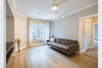 536 1/2 W Cornelia Avenue #3, Chicago, IL 60657 - Photo 5