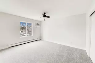 239 Gregory St, Aurora, IL 60504 - Photo 13