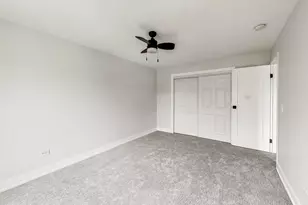 239 Gregory St, Aurora, IL 60504 - Photo 15