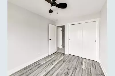 239 Gregory Street #8, Aurora, IL 60504 - Photo 17