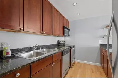 30 E Huron Street #2204, Chicago, IL 60611 - Photo 9