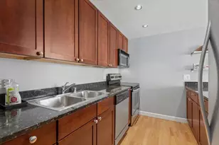 30 E Huron St, Chicago, IL 60611 - Photo 9
