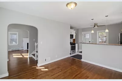 222 S Hudson Street, Westmont, IL 60559 - Photo 7