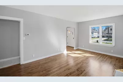 222 S Hudson Street, Westmont, IL 60559 - Photo 9