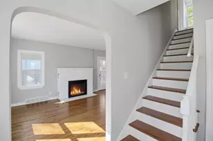 222 S Hudson St, Westmont, IL 60559 - Photo 5