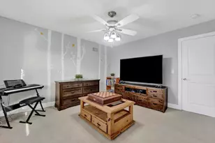 117 S Grant St, Westmont, IL 60559 - Photo 33