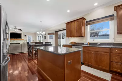 117 S Grant Street, Westmont, IL 60559 - Photo 11