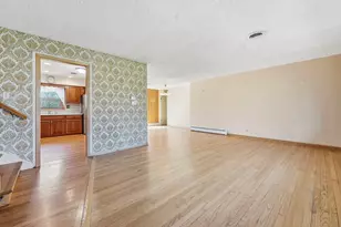 30W445 Arbor Ln, West Chicago, IL 60185 - Photo 5