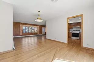 30W445 Arbor Ln, West Chicago, IL 60185 - Photo 11