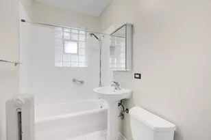 219 Chicago Ave, Oak Park, IL 60302 - Photo 7