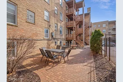 219 Chicago Avenue #1, Oak Park, IL 60302 - Photo 9