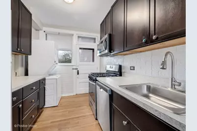 219 Chicago Avenue #1, Oak Park, IL 60302 - Photo 5