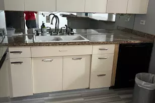 900 N Lake Shore Dr, Chicago, IL 60611 - Photo 3