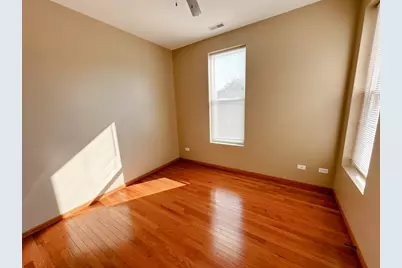 639 W Garfield Boulevard #3, Chicago, IL 60621 - Photo 9