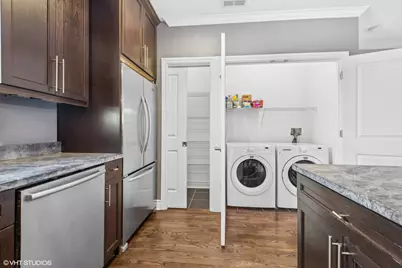 927 W Agatite Avenue #4N, Chicago, IL 60640 - Photo 5