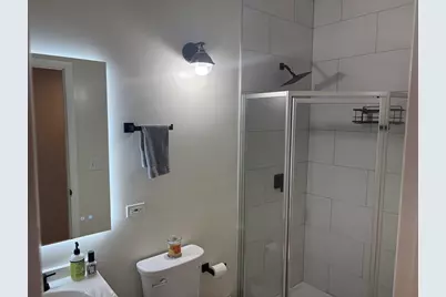 6135 N Broadway Street #305, Chicago, IL 60660 - Photo 7