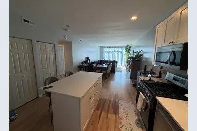 6135 N Broadway Street #305, Chicago, IL 60660 - Photo 3