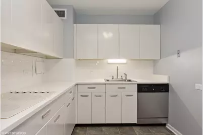 3600 N Lake Shore Drive #2305, Chicago, IL 60613 - Photo 7