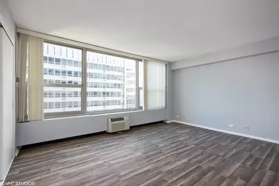 3600 N Lake Shore Drive #2305, Chicago, IL 60613 - Photo 9