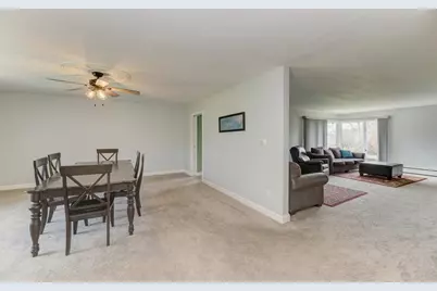 407 Farmington Avenue, Joliet, IL 60435 - Photo 7