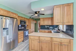 407 Farmington Ave, Joliet, IL 60435 - Photo 23