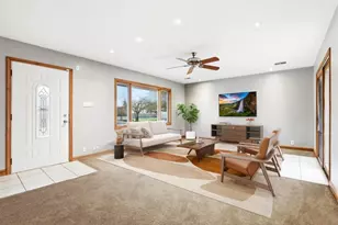 7358 W 115th St, Worth, IL 60482 - Photo 3