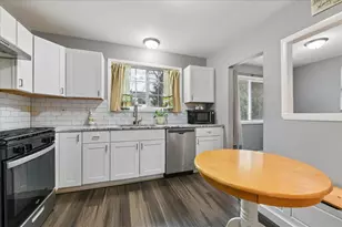 1100 Partridge Ave, Bolingbrook, IL 60490 - Photo 9