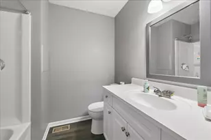 1100 Partridge Ave, Bolingbrook, IL 60490 - Photo 25