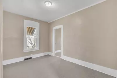 1330 W 7th Street, Davenport, IA 52802 - Photo 21