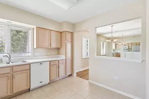 7450 N Lincoln Ave, Skokie, IL 60076 - Photo 11