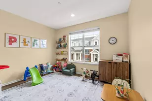 218 Timberleaf Cir, Roselle, IL 60172 - Photo 13