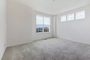 2929 Showplace Dr, Naperville, IL 60564 - Photo 9