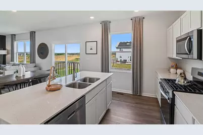 1026 Emerald Drive, Montgomery, IL 60538 - Photo 11