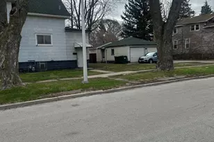 316 W 138th St, Riverdale, IL 60827 - Photo 3