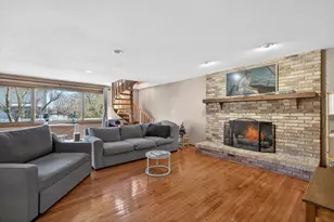 1659 Brittany Ln, Hoffman Estates, IL 60192 - Photo 9