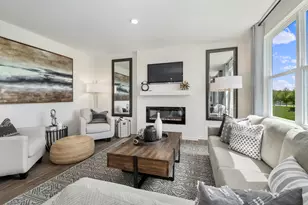 999 Sapphire Ln, Montgomery, IL 60538 - Photo 13