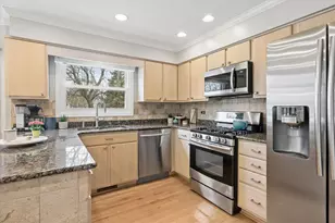 1278 Thorndale Ln, Lake Zurich, IL 60047 - Photo 13