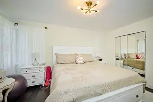 4828 W Berwyn Ave, Chicago, IL 60630 - Photo 5
