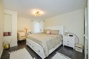 4828 W Berwyn Ave, Chicago, IL 60630 - Photo 15