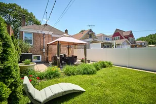 4828 W Berwyn Ave, Chicago, IL 60630 - Photo 21
