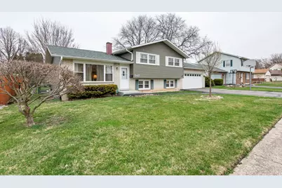 547 Phillips Circle, Antioch, IL 60002 - Photo 1