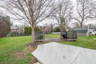 547 Phillips Cir, Antioch, IL 60002 - Photo 27