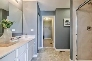 325 Monica Ln, Oswego, IL 60543 - Photo 25