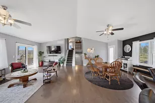 5287 E Canfield (5 Acres) Rd, Chana, IL 61015 - Photo 9