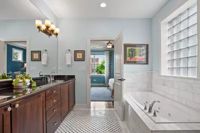2752 W Argyle Street #3, Chicago, IL 60625 - Photo 15