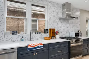 6739 N Rockwell St, Chicago, IL 60645 - Photo 13