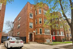 7821 S Phillips Ave, Chicago, IL 60649 - Photo 1