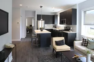909 W Montana St, Chicago, IL 60614 - Photo 5