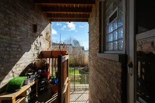 3135 W Leland Ave, Chicago, IL 60625 - Photo 15